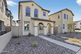 1218 W Sparrow, San Tan Valley, AZ 85140 - Photo 1