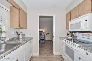 13441 N 109th Ave, Sun City, AZ 85351 - Photo 10
