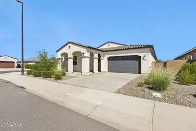 531 S Owl Drive, Gilbert, AZ 85296 - Photo 1