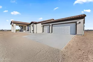 1041 N 371st Ln, Tonopah, AZ 85354 - Photo 2