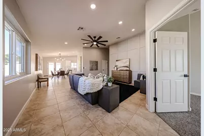 10334 E Diamond Avenue, Mesa, AZ 85208 - Photo 1