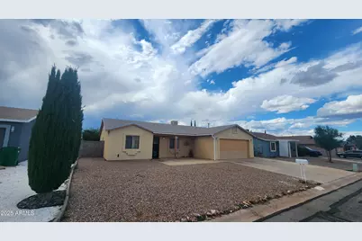 115 Tomahawk Drive, Huachuca City, AZ 85616 - Photo 1