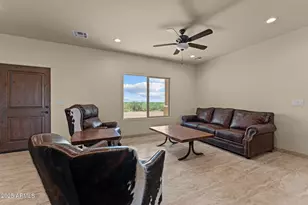 47562 W Ray St, Aguila, AZ 85320 - Photo 6