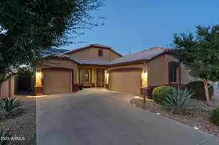 2412 W Melody Dr, Phoenix, AZ 85041 - Photo 1