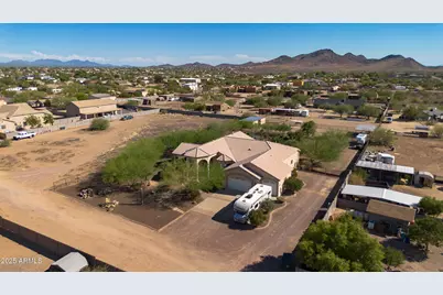 39125 N 25th Avenue, Phoenix, AZ 85086 - Photo 1