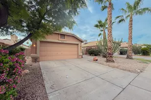 4260 E Morrow Dr, Phoenix, AZ 85050 - Photo 1