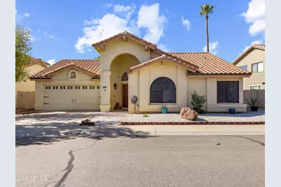 10733 W Clover Way, Avondale, AZ 85392 - Photo 1