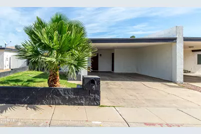 5737 N 69th Avenue, Glendale, AZ 85303 - Photo 1