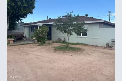 4718 E Pierce Street, Phoenix, AZ 85008 - Photo 1