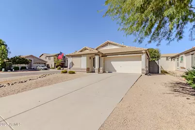 1622 E Kelsi Avenue, San Tan Valley, AZ 85140 - Photo 1