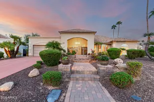 10190 E Caron St, Scottsdale, AZ 85258 - Photo 1