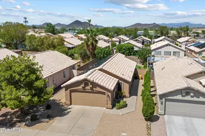 2264 E Monona Drive, Phoenix, AZ 85024 - Photo 1