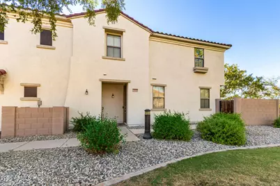 2868 E Dunbar Drive, Phoenix, AZ 85042 - Photo 1