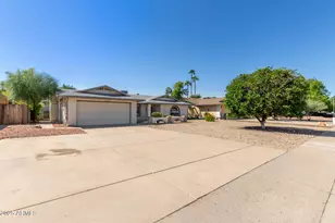 2339 W Acoma Dr, Phoenix, AZ 85023 - Photo 1