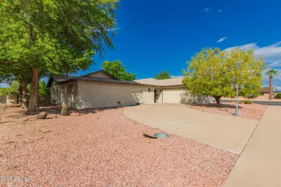 10302 W Cheryl Drive, Sun City, AZ 85351 - Photo 1