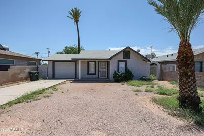 219 W 9th Street, Casa Grande, AZ 85122 - Photo 1