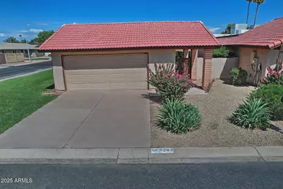 5202 E Tamblo Drive, Phoenix, AZ 85044 - Photo 1
