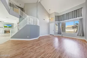 335 W Helena Dr W, Phoenix, AZ 85023 - Photo 1