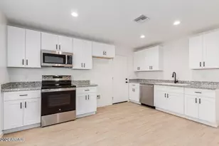 406 S 98th Pl, Mesa, AZ 85208 - Photo 1