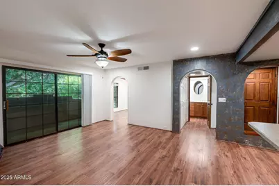 7557 N Dreamy Draw Drive #224, Phoenix, AZ 85020 - Photo 1