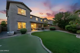 3751 E Matthew Dr, Phoenix, AZ 85050 - Photo 1