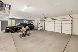39730 N New River Rd, Phoenix, AZ 85086 - Photo 30