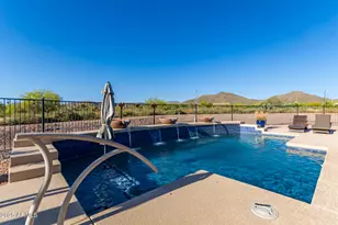 39730 N New River Rd, Phoenix, AZ 85086 - Photo 32
