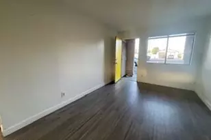 7114 N 66th Dr, Glendale, AZ 85301 - Photo 6