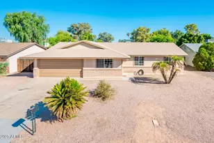 1212 W Mesquite St, Chandler, AZ 85224 - Photo 1