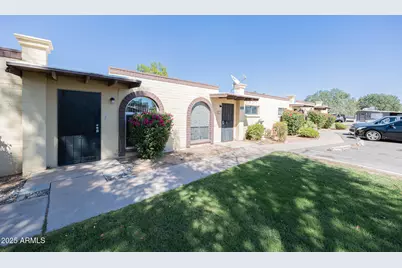 388 N Comanche Drive #11, Chandler, AZ 85224 - Photo 1