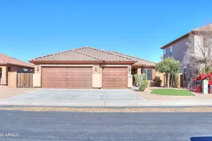 45654 W Keller Dr, Maricopa, AZ 85139 - Photo 1