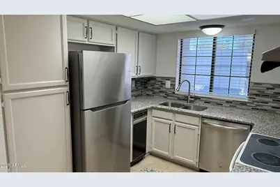 925 N College Avenue #C110, Tempe, AZ 85288 - Photo 10