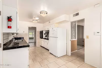 15608 N 105th Drive, Sun City, AZ 85351 - Photo 12