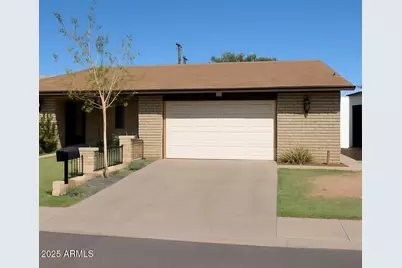 462 E Royal Palms Drive, Mesa, AZ 85203 - Photo 1