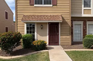 18626 N 33rd Dr, Phoenix, AZ 85027 - Photo 1