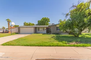 7821 N 32nd Dr, Phoenix, AZ 85051 - Photo 1