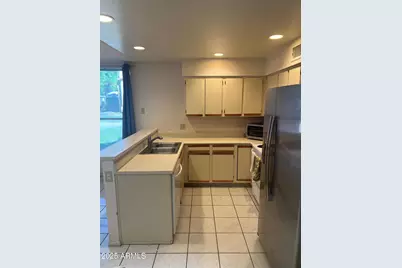 1717 E Union Hills Drive #1068, Phoenix, AZ 85024 - Photo 1