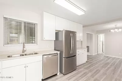 655 W Dana Avenue, Mesa, AZ 85210 - Photo 1