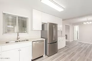 655 W Dana Ave, Mesa, AZ 85210 - Photo 1