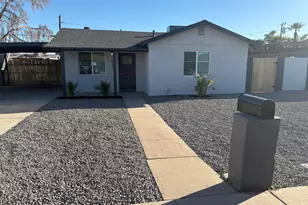 1827 E Monterey Way, Phoenix, AZ 85016 - Photo 1