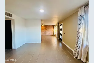 8348 E Sells Drive, Scottsdale, AZ 85251 - Photo 6