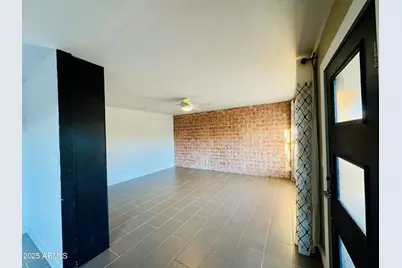 8348 E Sells Drive, Scottsdale, AZ 85251 - Photo 4