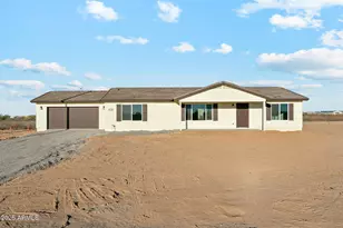 25318 S 193rd Ave, Buckeye, AZ 85326 - Photo 1