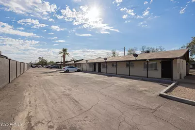 1915 N 26th Place #2, Phoenix, AZ 85008 - Photo 1