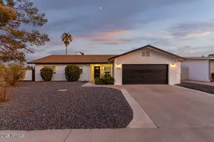 2939 E Corrine Dr, Phoenix, AZ 85032 - Photo 1