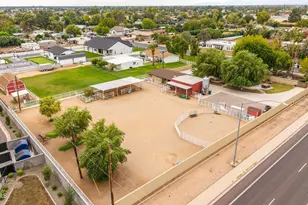 415 S 31st St, Mesa, AZ 85204 - Photo 1