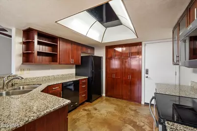 6734 W Ruth Avenue, Peoria, AZ 85345 - Photo 1