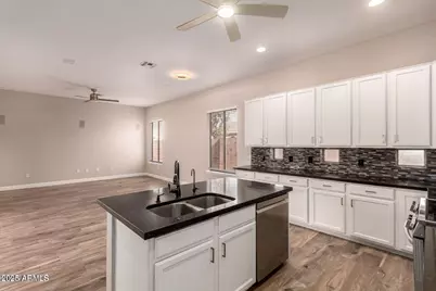 4464 E Redfield Court, Gilbert, AZ 85234 - Photo 6