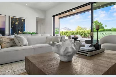 6802 E Joshua Tree Lane, Paradise Valley, AZ 85253 - Photo 10