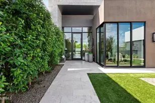 6802 E Joshua Tree Ln, Paradise Valley, AZ 85253 - Photo 4